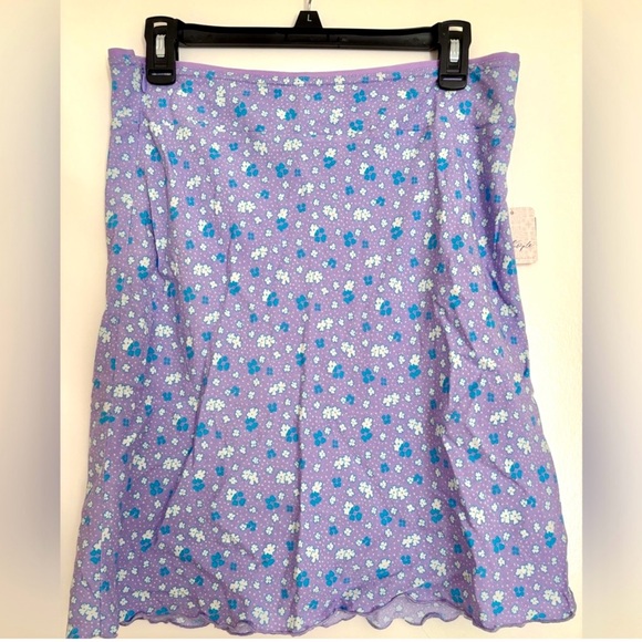 Free People Ditsy Floral Lavender Skirt Size 4 Boho Festival Lettuce Edge Y2K - Picture 4 of 7